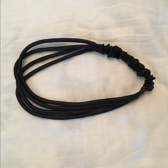 Accessories - Black headband